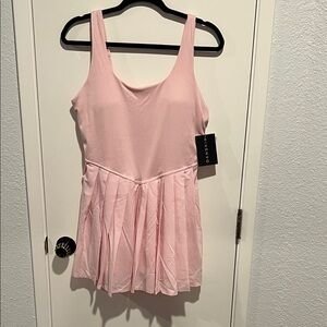 Dangling pleated tennis dress